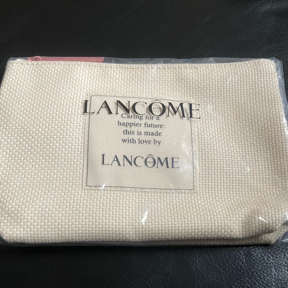 Lancôme Pouch